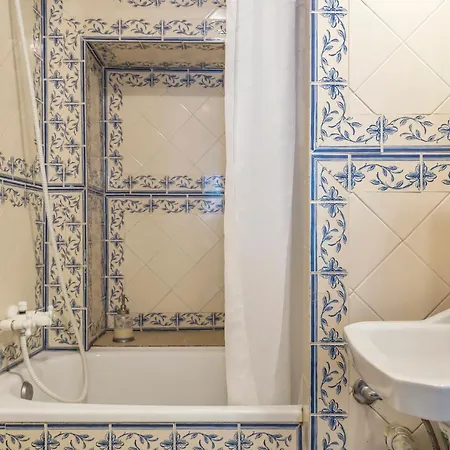 Appartamento Romantic + Tejo River View Lisbona