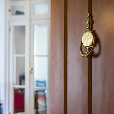 Romantic + Tejo River View アパート リスボン